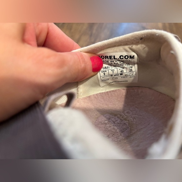 Sorel Women's Sneakers in White and Gray - Picture 12 of 15